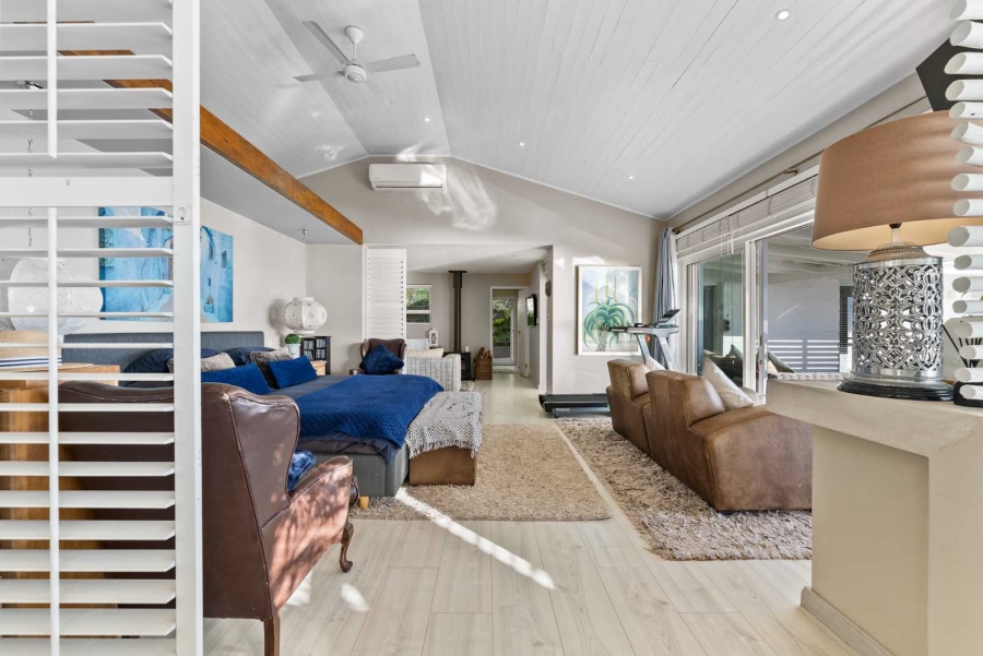 6 Bedroom Property for Sale in Llandudno Western Cape